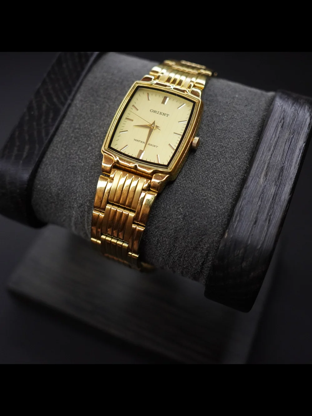Vintage Orient QBCM-A0 Gold Tone Tank Quartz Men’s Watch Water Resistant Japan